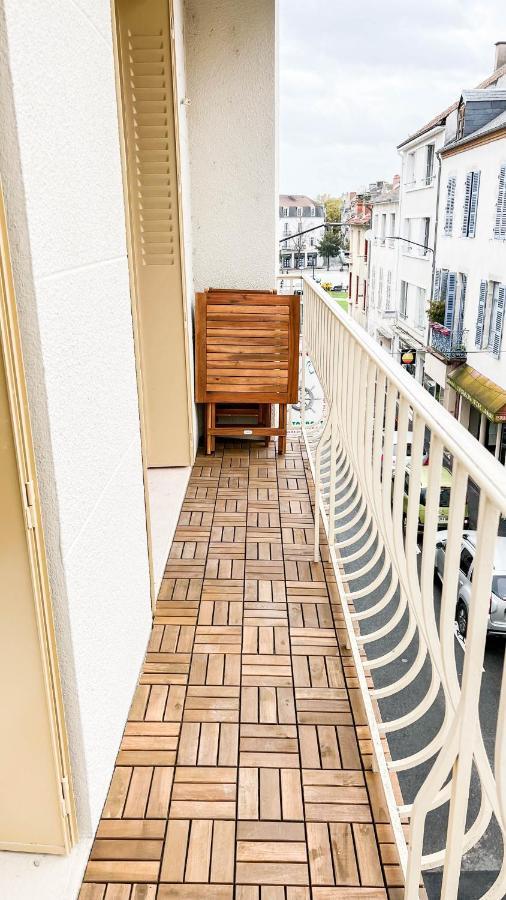 Appartement 4 Etoiles En Centre Ville De Vichy - Le Basile Esterno foto