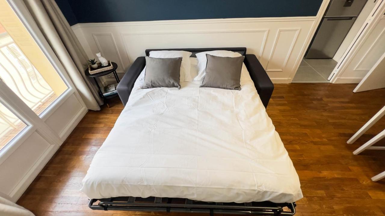 Appartement 4 Etoiles En Centre Ville De Vichy - Le Basile Esterno foto