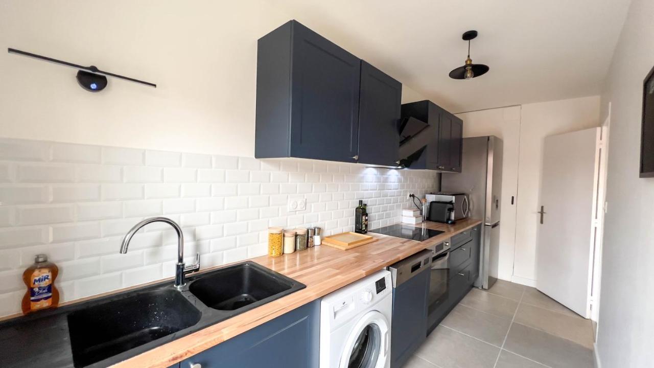 Appartement 4 Etoiles En Centre Ville De Vichy - Le Basile Esterno foto